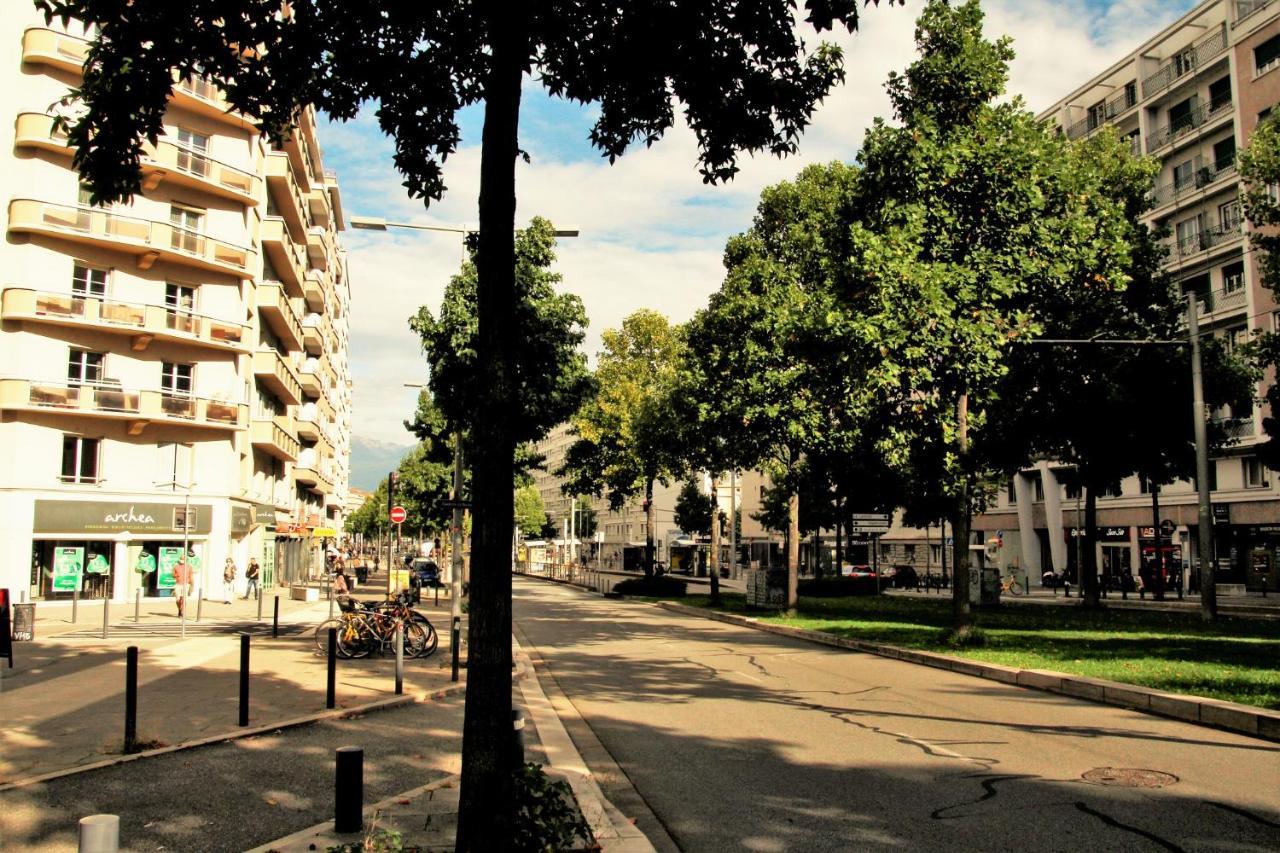 Grenoble Hyper-Centre + Wifi + Netflix Apartment Екстериор снимка